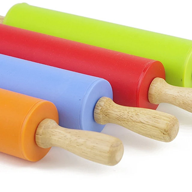 Professional Colorful Silicone Rolling Pin Non Stick Surface Wooden