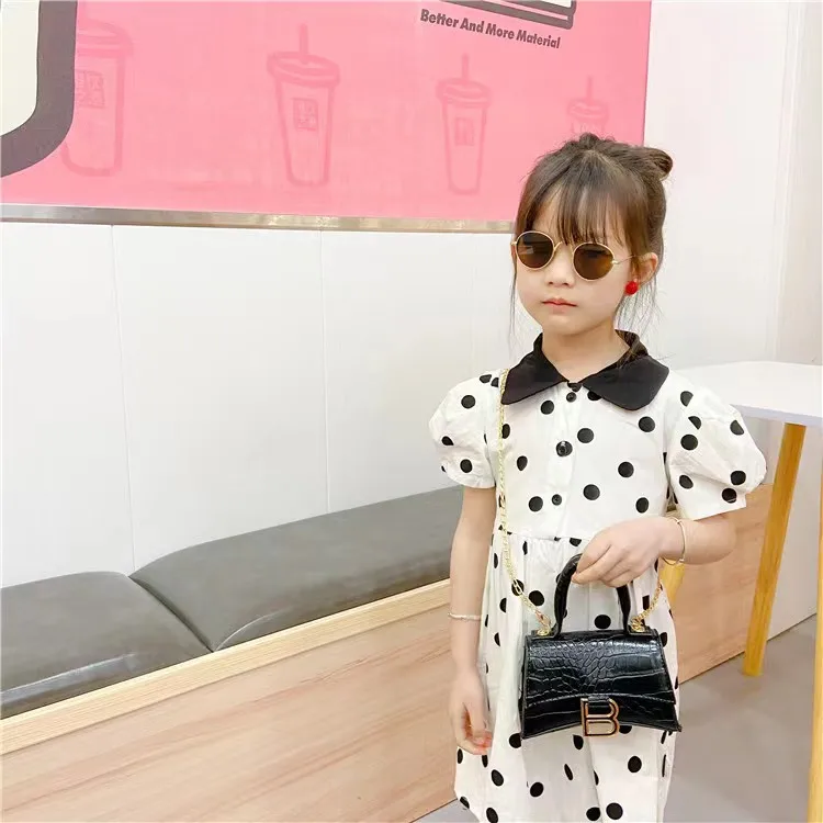 

2022 spring chain messenger fashion cute baby designer mini B letter little girl purse kids shoulder bag kids bag girl handbags