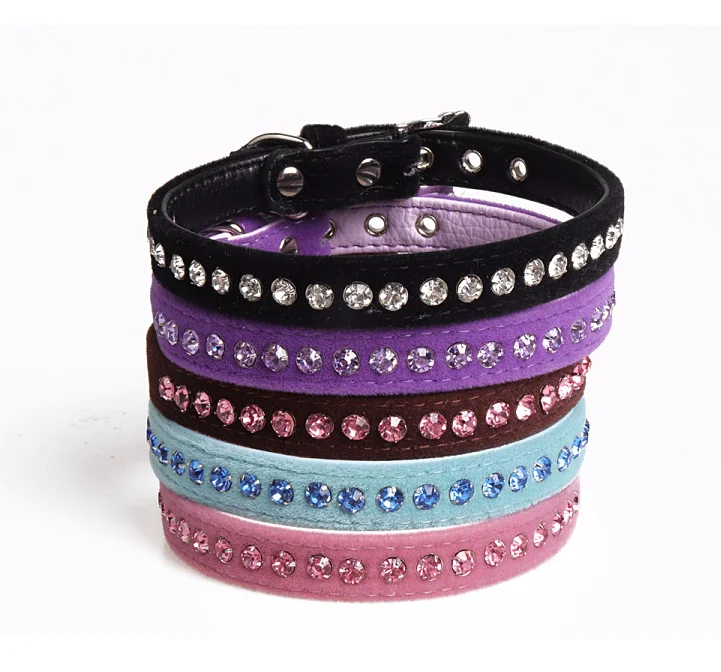 

Superior Lint Pet Collar Bright Crystal Decorated Dog PU Neck Collar Metal Buckle Pet Necklace Air Hole Design