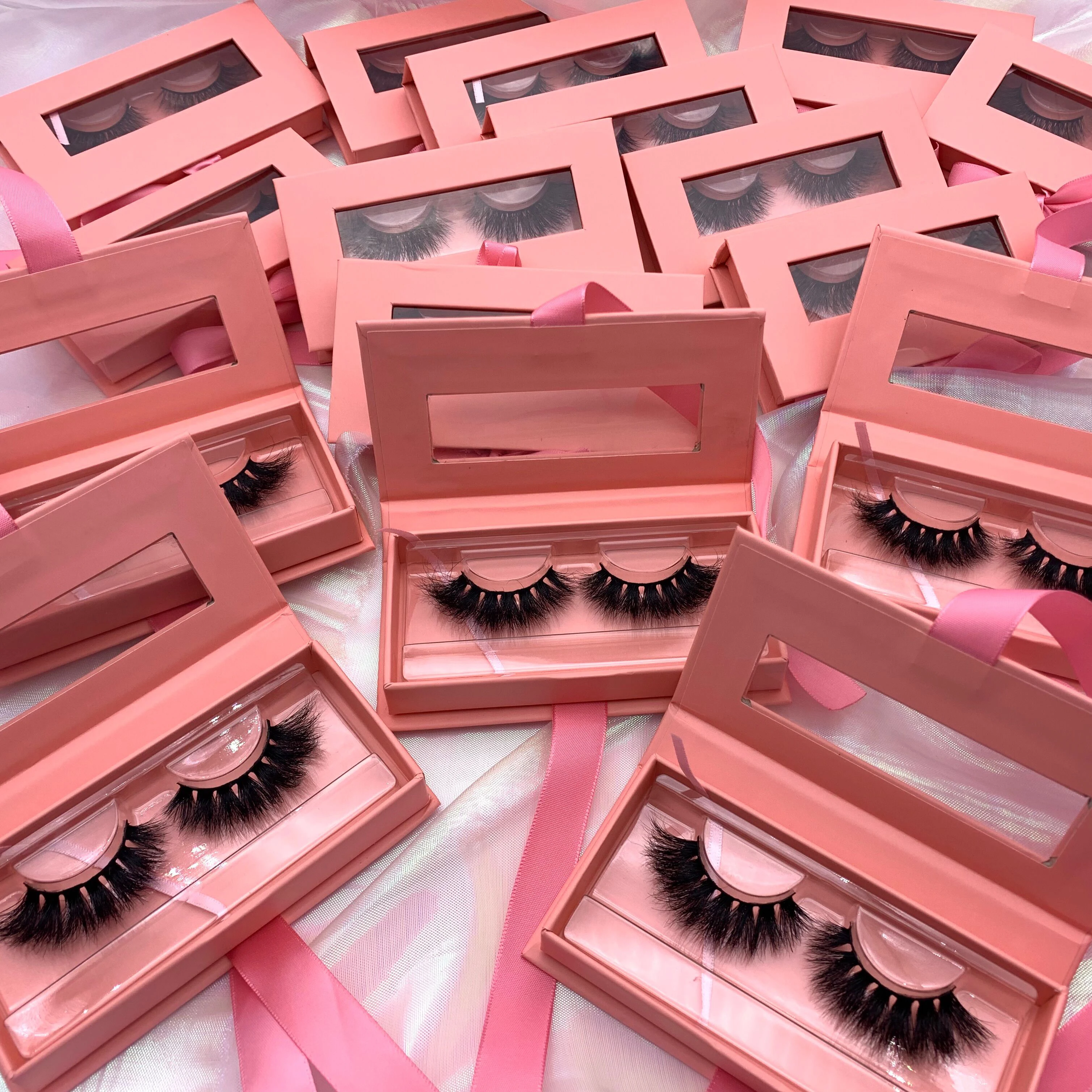 

wholesale lashes Private Label lashbox packaging Fluffy 25Mm 3D Real Mink Fur Eyelashes, Natural black