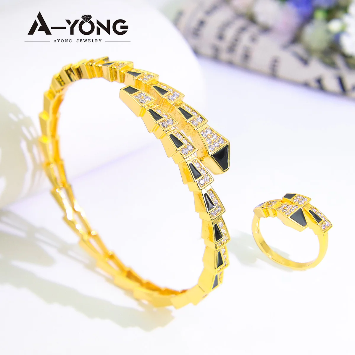 

Latest Design Ayong Jewelry Cubic Zircon Gold Plated Bracelet Jewelry Set Brass Bracelet and Ring Set for Women