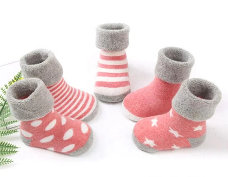 

Wholesale unique newborn striped color cotton socks baby