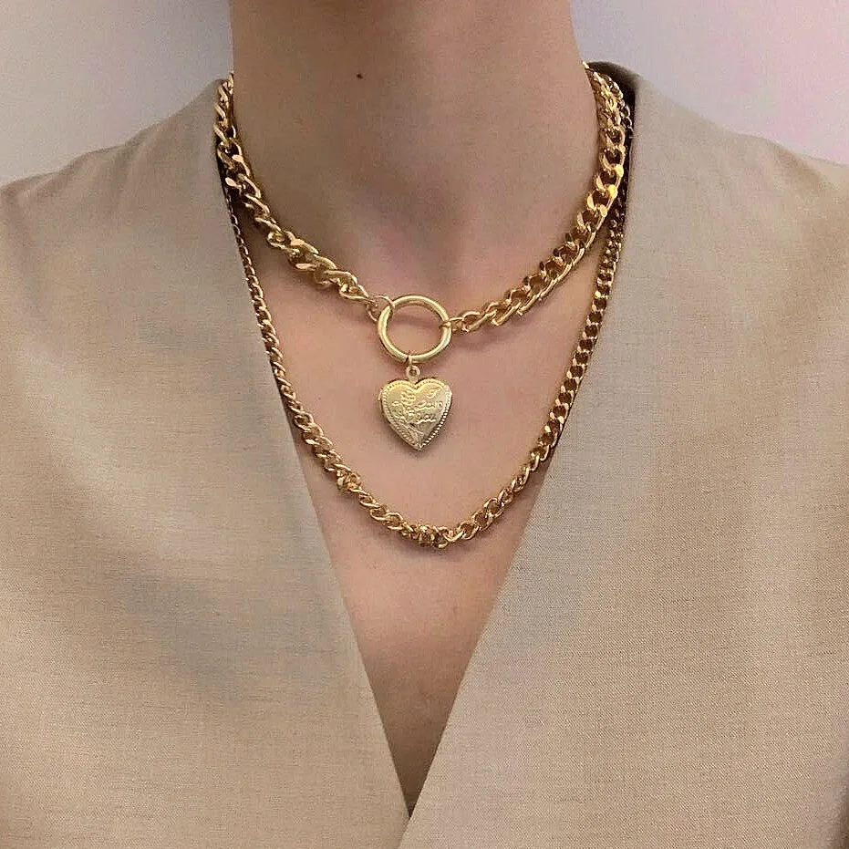 

Ding yi Heart Shaped Creative Pendant Necklace Exaggerated Simple Short Section Double Alloy Series Necklace, Gold/sliver