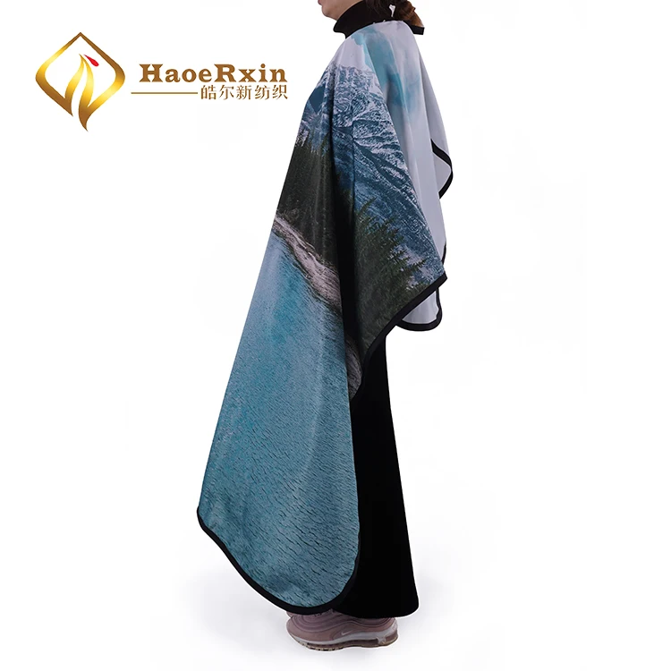 barber cutting cape
