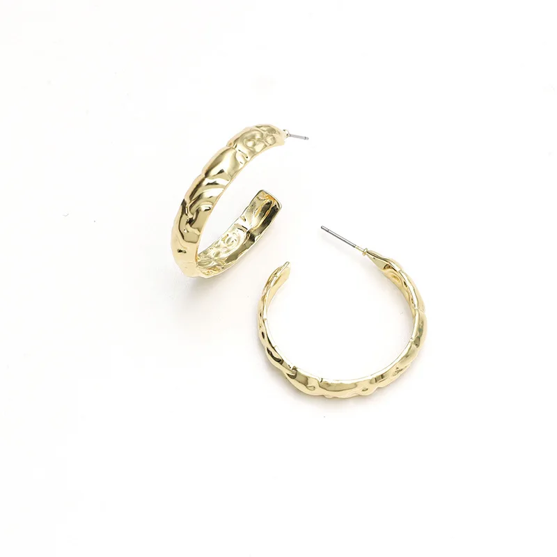 

Best Selling High Polished Irregular Circle Hoop Earrings Gold Color C Shape Hoop Earrings