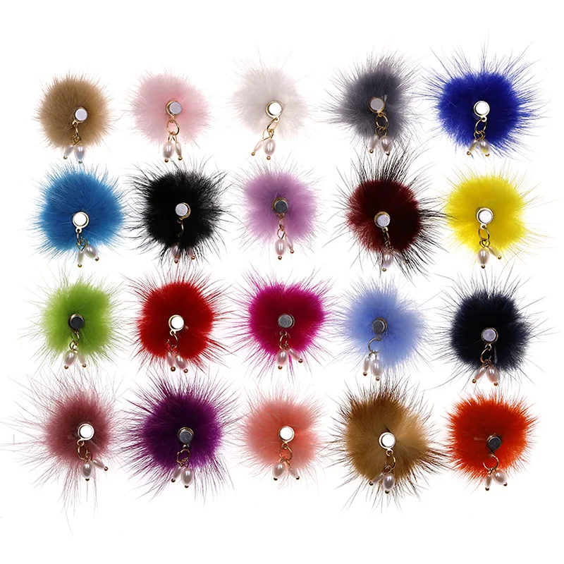 

Pearl Magnetic Pompoms Charms For Nails Art Design Mini Pom Poms Mink Fur Ball Pendant 3D Nail Art