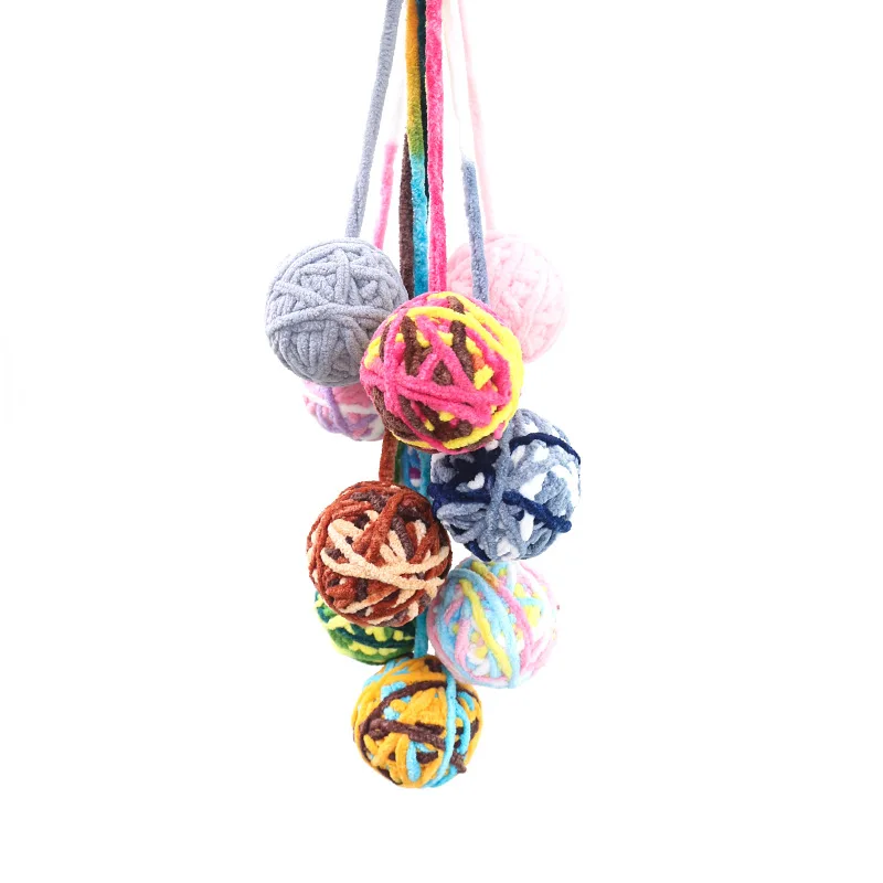 

Colored Yarn Happy Cat Toy knitting Hairball Shape Built-in Bell Bite training chewing Pet Ball Toy Interactive Cat Toy, Multiple colors to choose