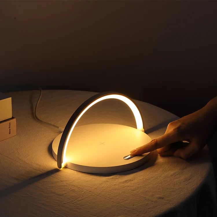 

2021 3in1 wireless charger gift brightness adjustable wireless charging bedside wood desk lamp led wireless charger portable