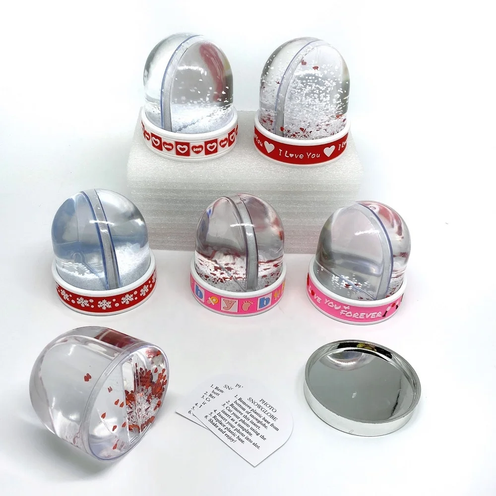 

Christmas Gifts Plastic Dome Shape Liquid Glitter Picture Frame Snow Globe with Custom Print PVC Rubber Base