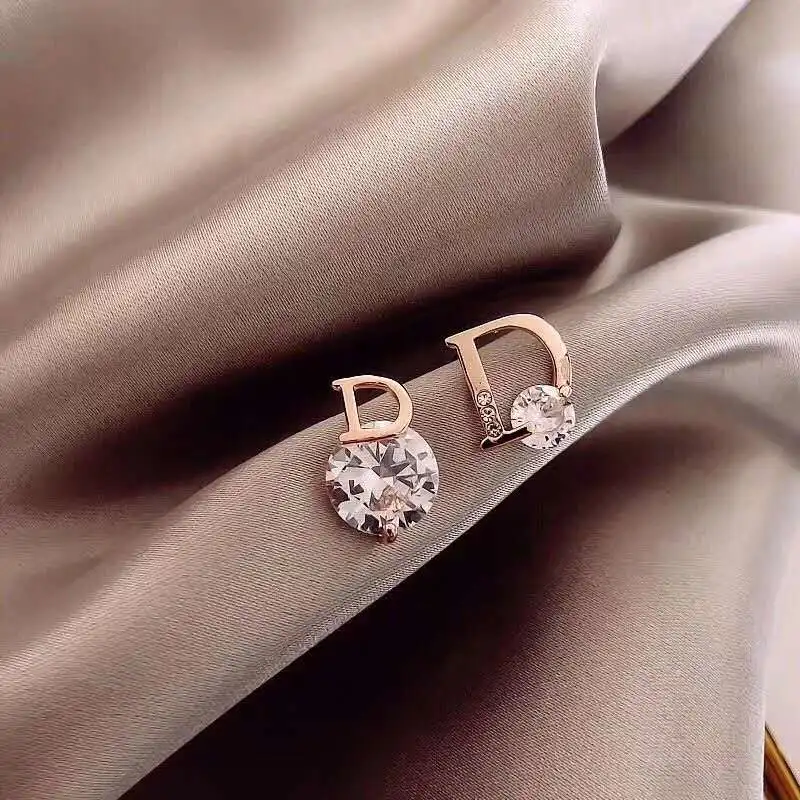 

Fashion Zircon Crystal Stud Earrings Jewelry Letter D Rhinestone Factory 925 Silver