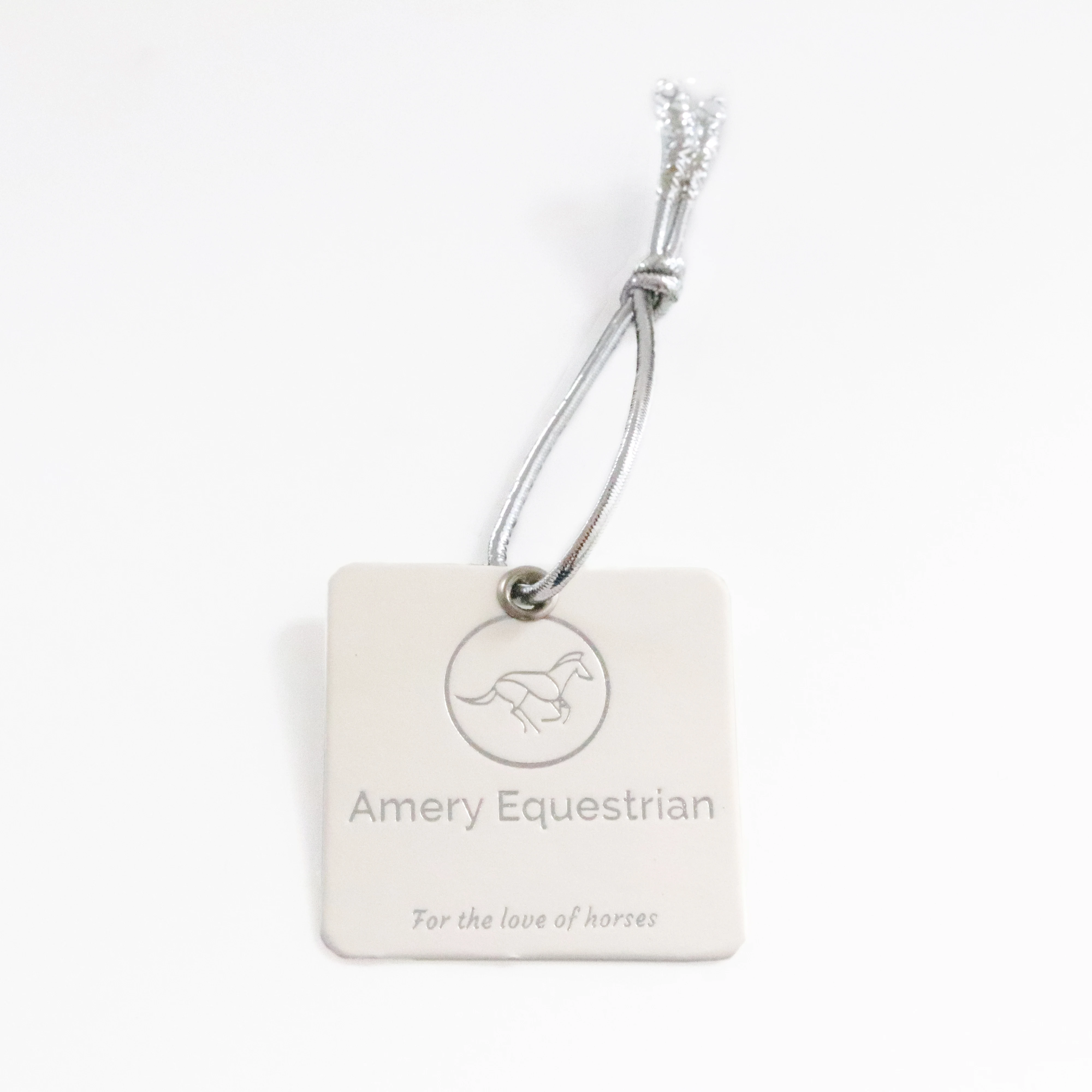 

Custom debossed Small Luxury White Firm Paper Hang Tag with String for Jewelry/Necklace/Earring Paper Box Gift Swing Label, Customized color