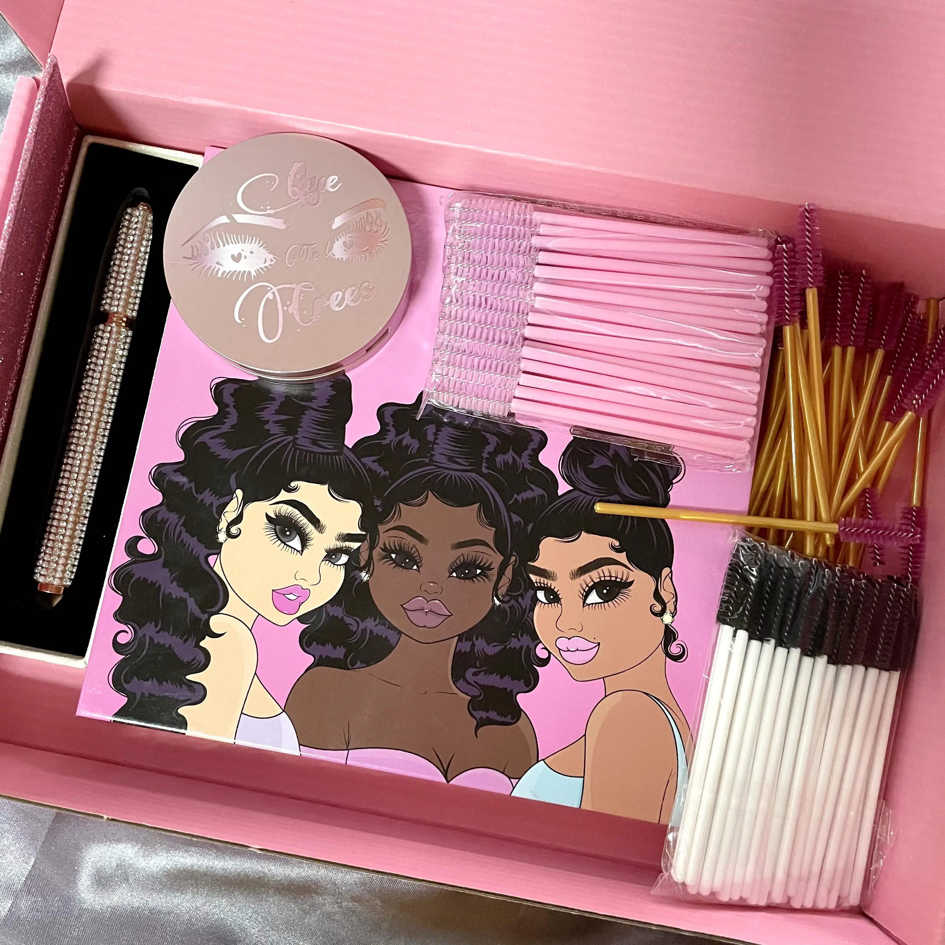 

Custom mink eyelashes box set vendor wholesale fluffy 3d 25mm mink lashses with custom packaging