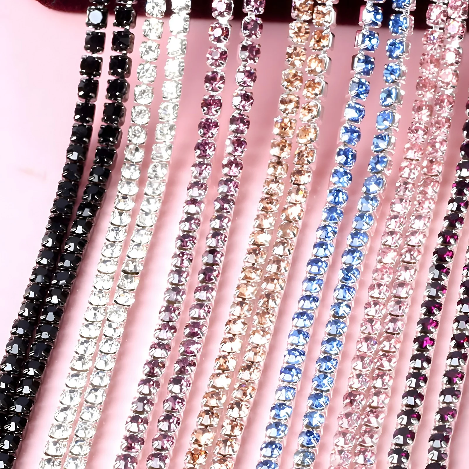 

Wholesale One Row 2mm Silver Plated Brass Rhinestone Cup Chain For Jeans