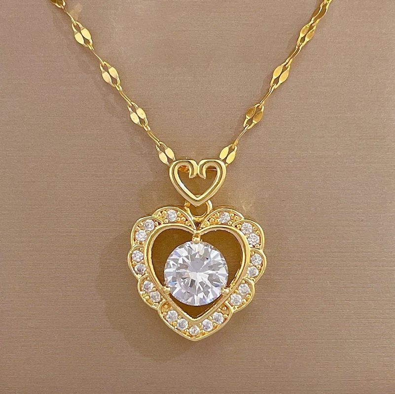 

Minimalist Stainless Steel Lip Chain Necklace Inlaid Rhinestone Necklace Hollow Heart Pendant Necklace Women