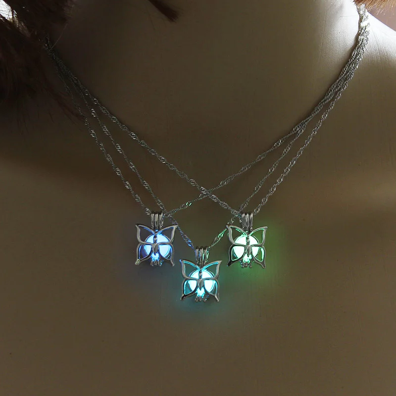 

Glow In The Dark Butterfly Necklace Locket Cage Pendant For Women Girls Fluorescent Luminous Jewelry Halloween Gift