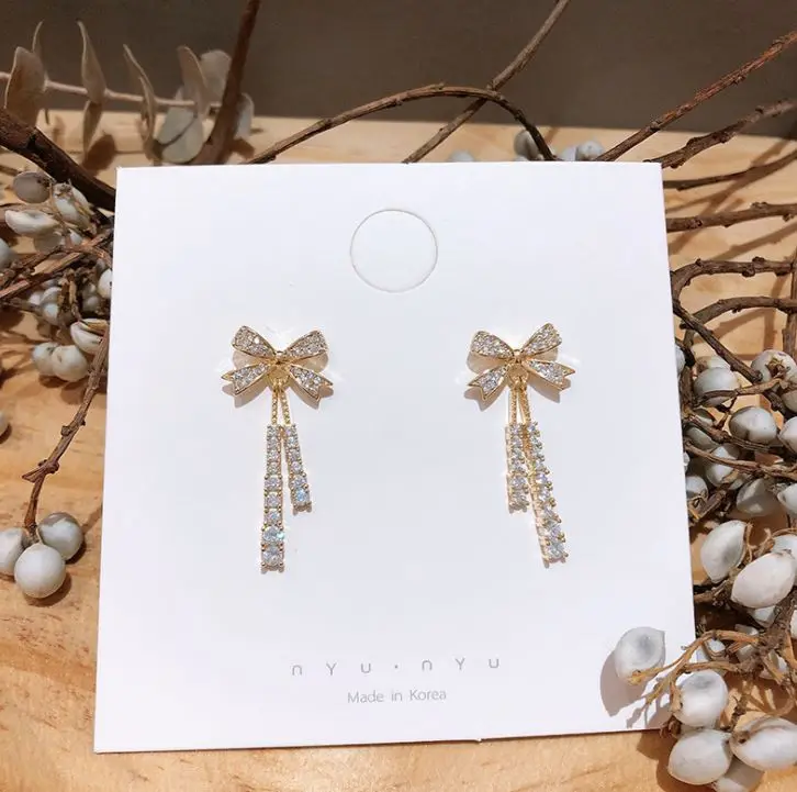 

Korean Dongdaemun S925 silver post zircon butterfly earrings wild temperament sweet earrings