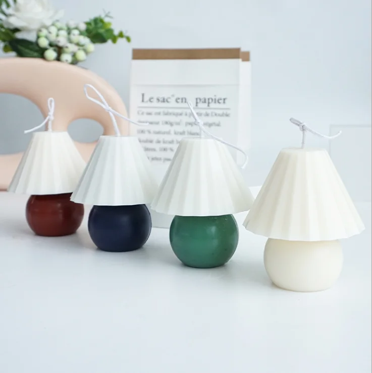 

SZ03 Desk lamp shape Candle Mold two piece fragrant 3D Korean pleated lamp ins wind Candle Mold, Random