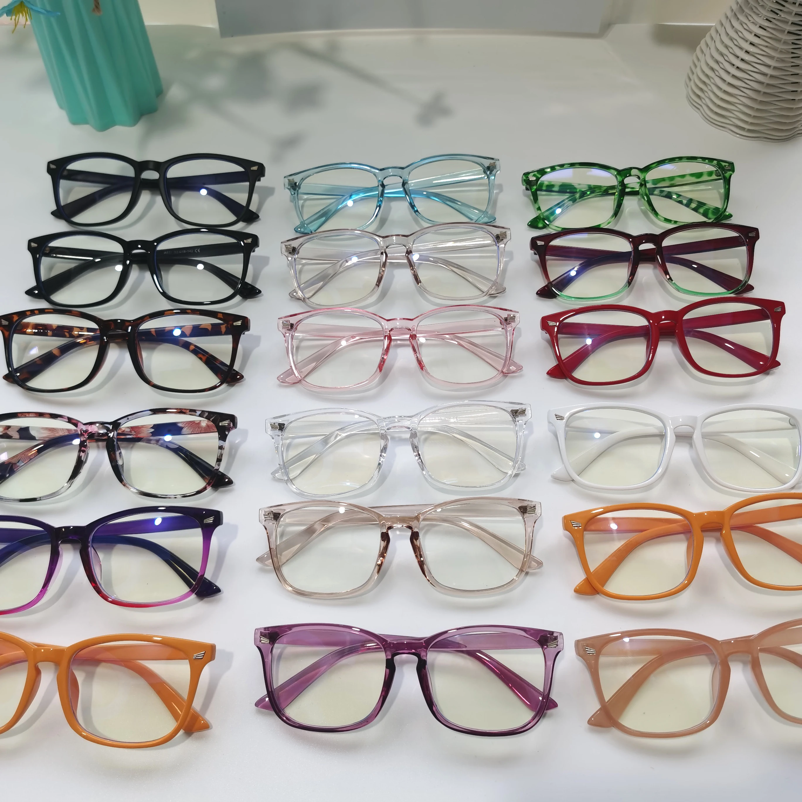 

Twooo 8068 Custom Logo Eyewear Square Anti Blue Light Blocking Glasses