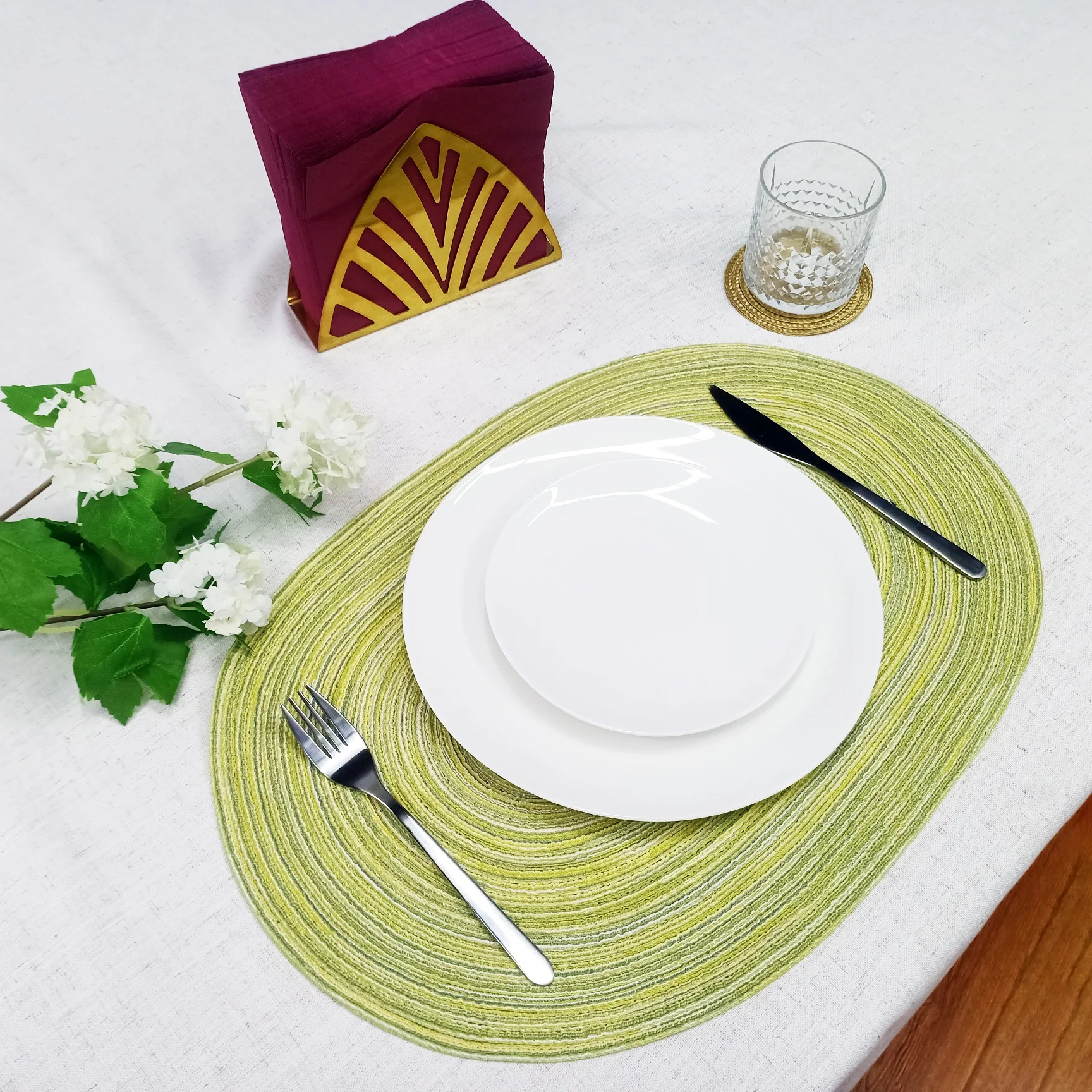 

Tabletex 50*35cm Oval PP Polyester woven fabric plastic family dinner food serving stock placemats