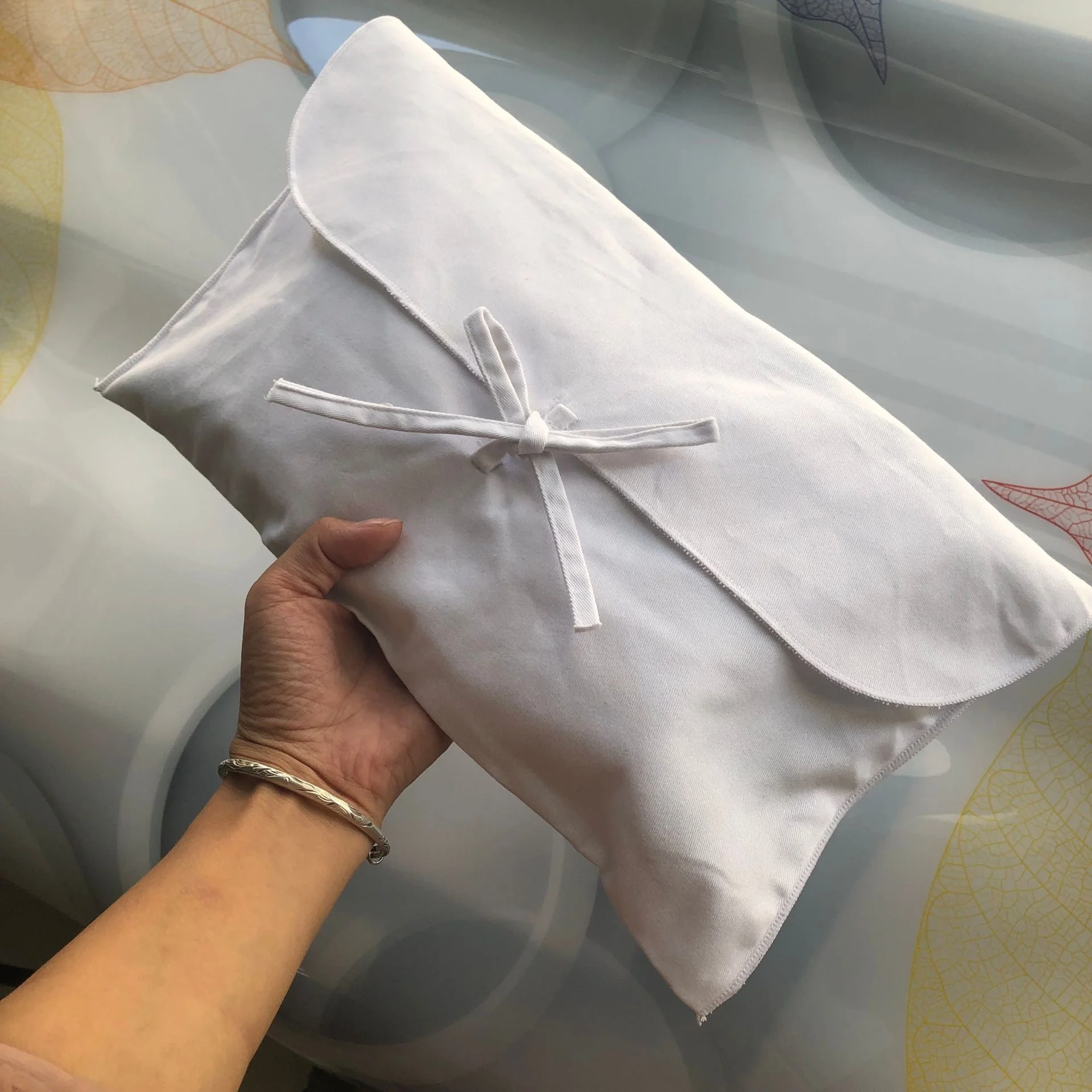 

Custom Logo Printed Cotton Envelope Pouch Clothing Packaging Super Soft Brushed Cotton Twill Envelop Dust Bag, Natural color, off white color, white color, black color , red etc