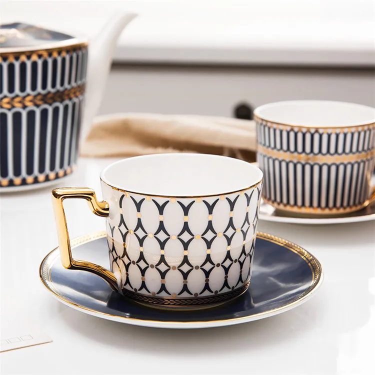 Luxury european royal bulk thin gold plates fine bone china cup saucer for restaurant 