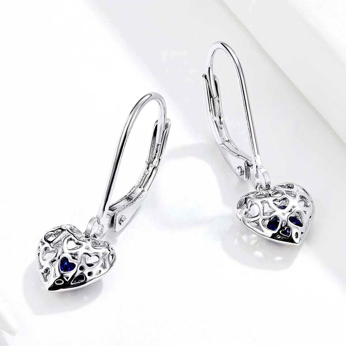 

New Product Popular Blue Zircon Heart Unique Stud Earrings Women 925 Sterling Silver
