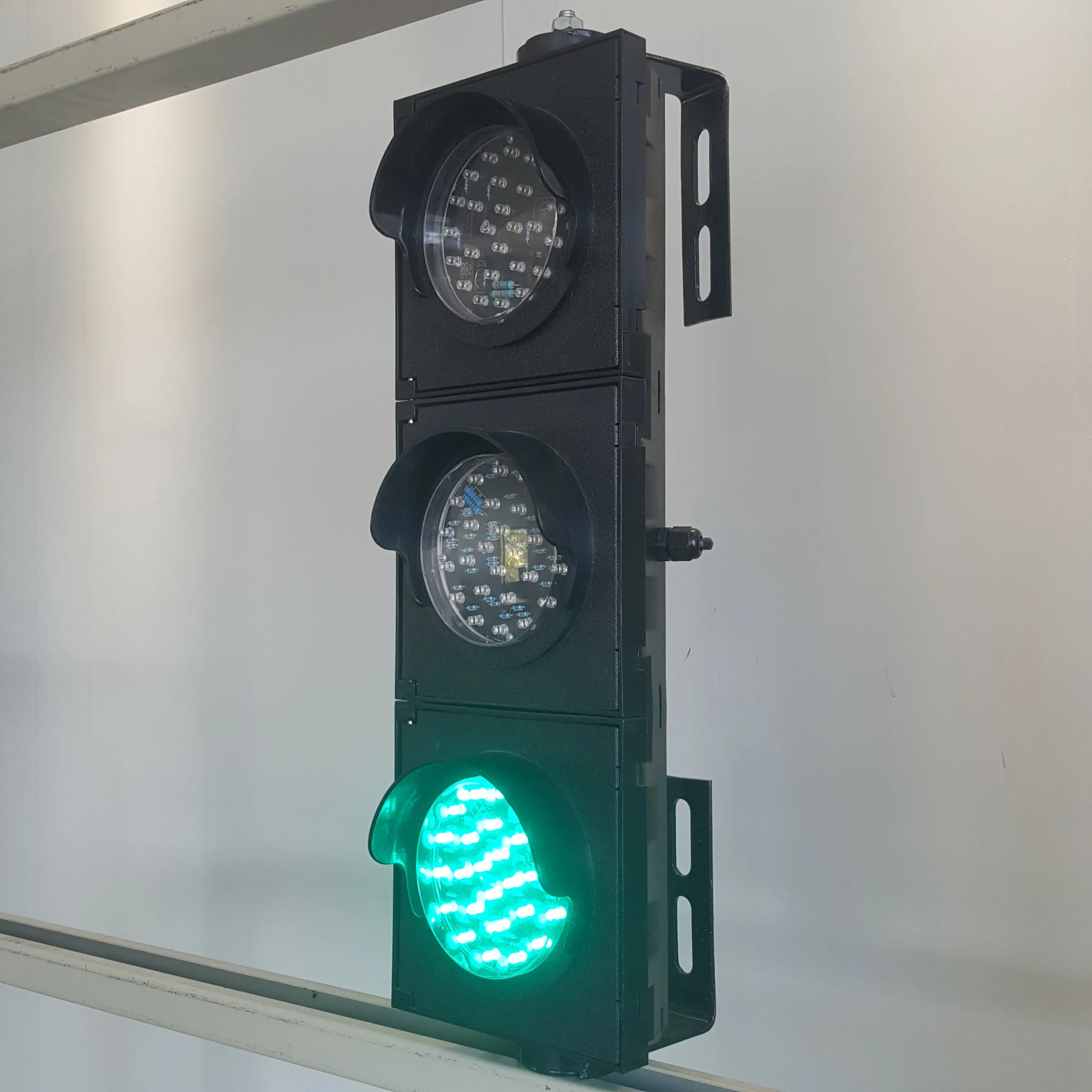 
100MM*3 RYG Full Ball LED Road Traffic Light Manufacturer 