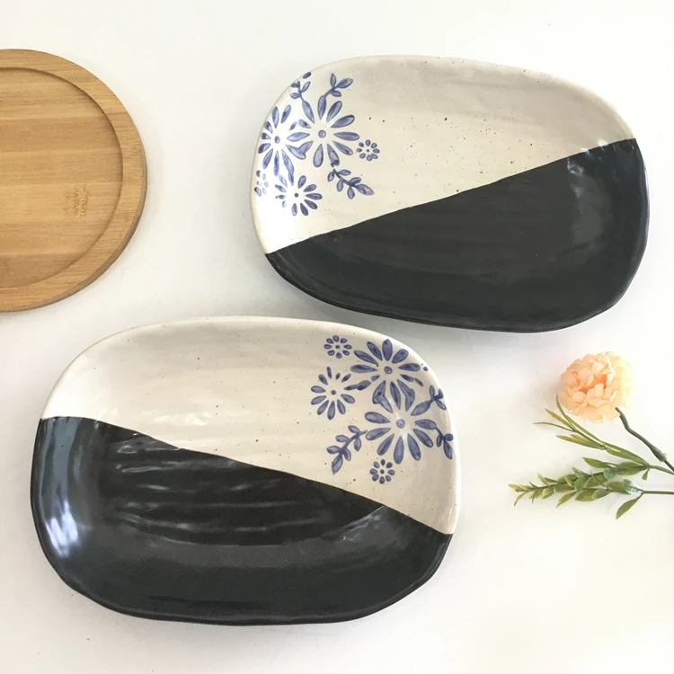 china wholesale restaurant fish dish antique oval large black and white ceramic plates in bulk.jpg