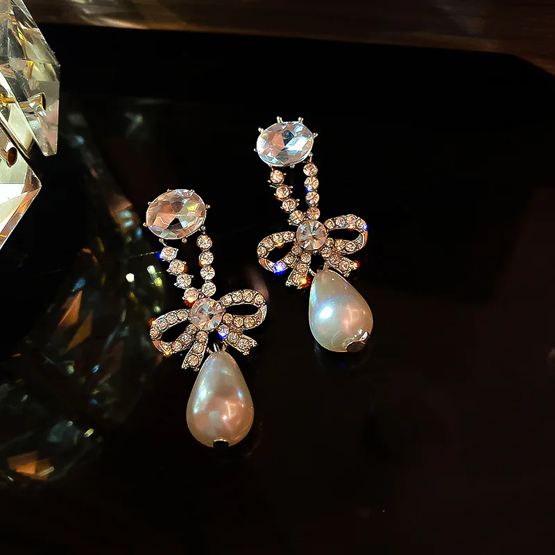 

2021 trendy wholesale bowknot crystal luxury fashion earrings