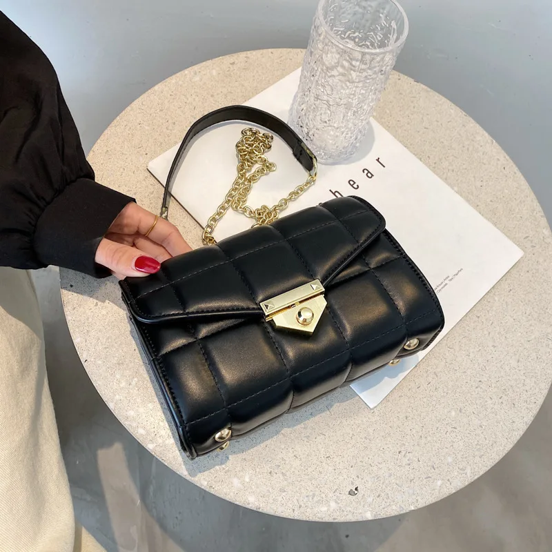 

2021 new Korean simple chain handbags single-shoulder crossbody bag wholesale chain one-shoulder bags