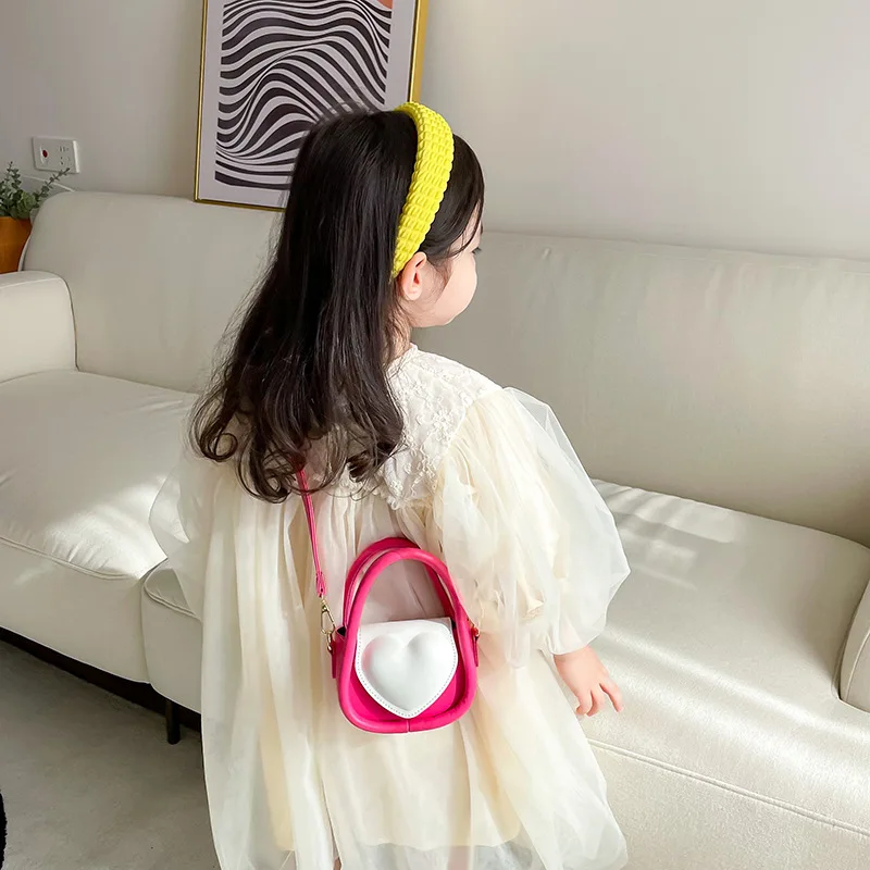 

Ins small Korean version of love children and girls mini portable cross-body accessories small bag women's bag