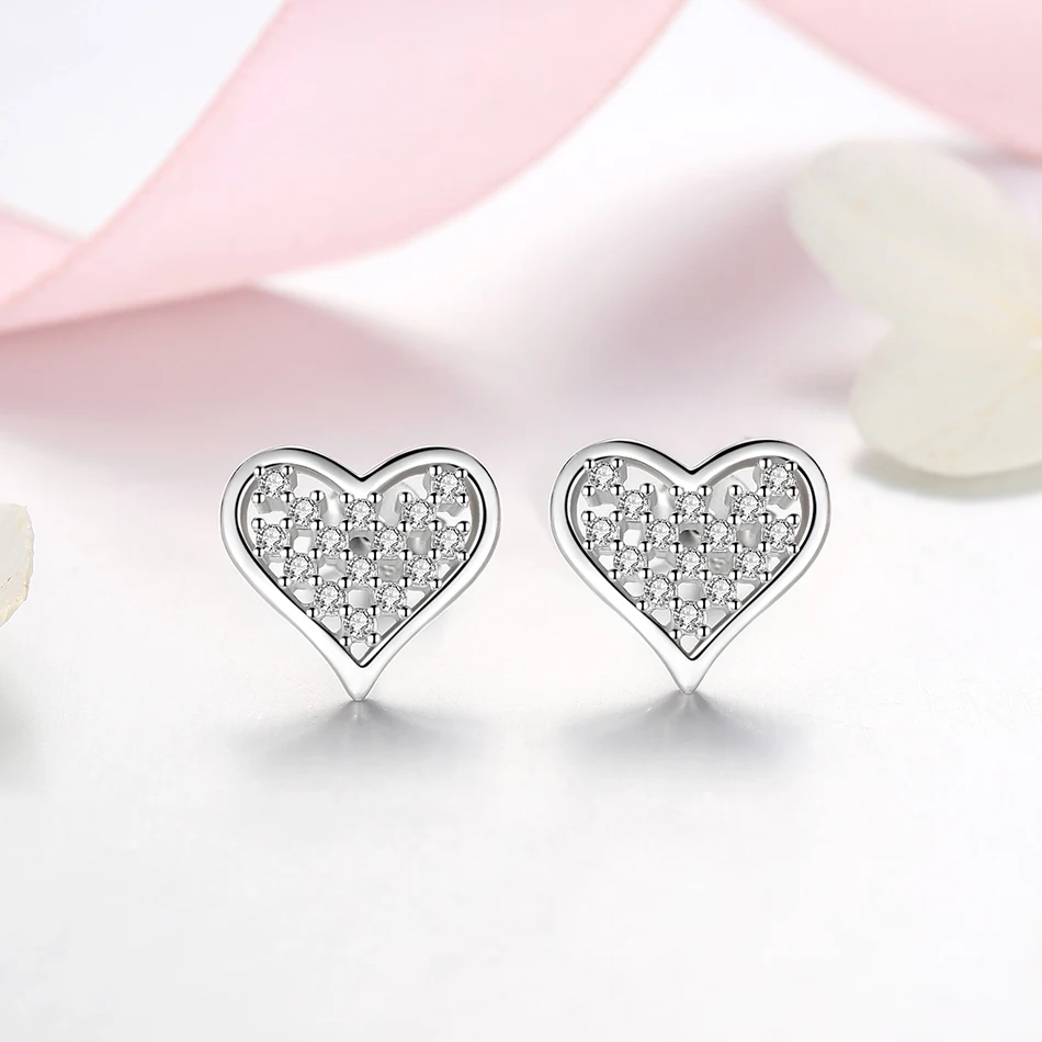 

2019 woman's Fashion Jewelry Clear Cubic Zircon Heart Shape Earrings Woman Engagement 925 Sterling Silver Stud Earrings