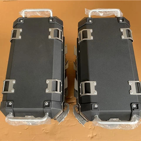 
Moto side box 
