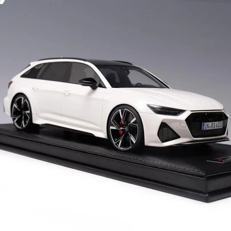 

MotorHelix Limited edition 1:18 2020 New Audi C8 canister Audi RS6 emulated car model diecast toy vehicles