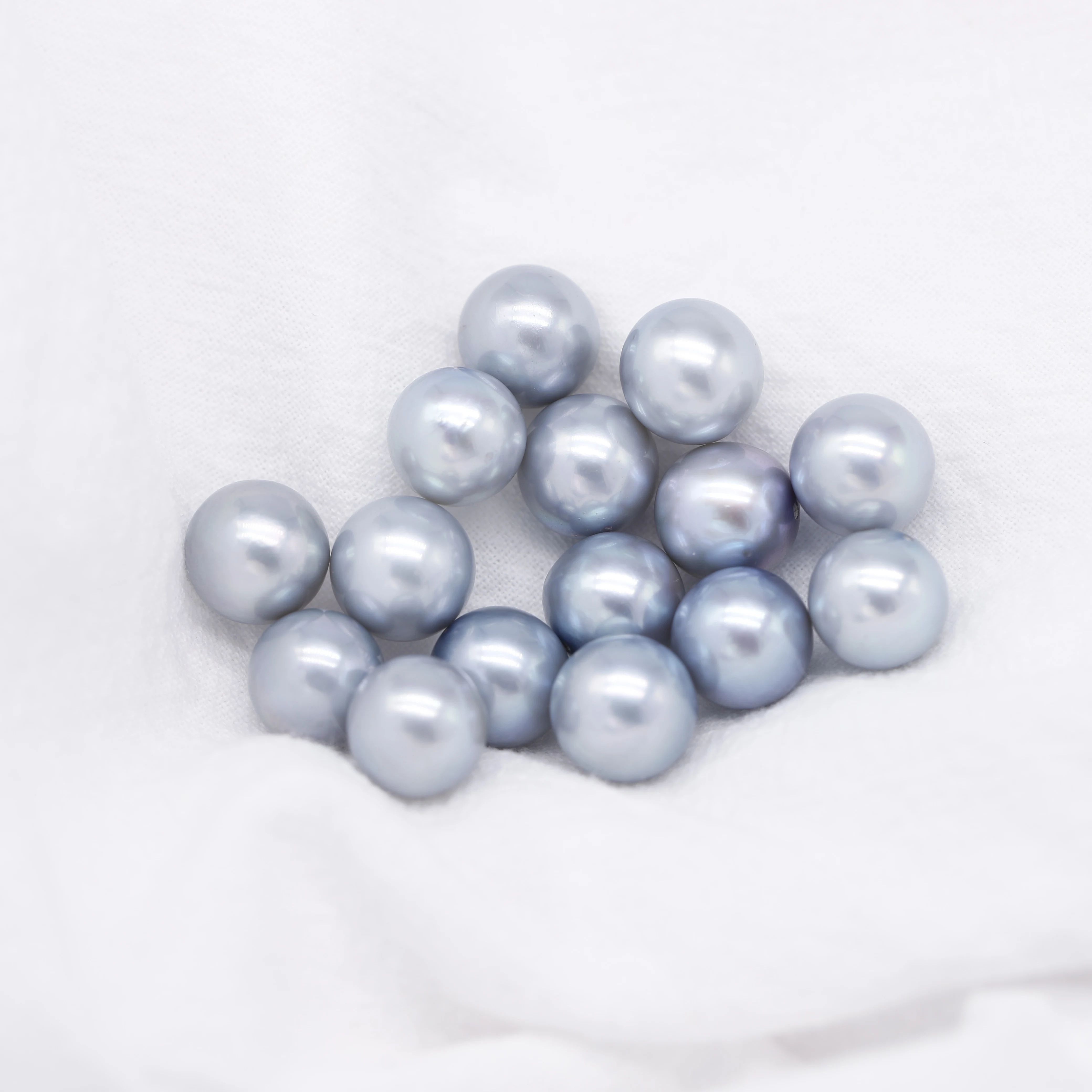 

Edison loose pearl 10-12mm AAAA grade dyed freshwater pearl silver blue grey color round shaped with half hole