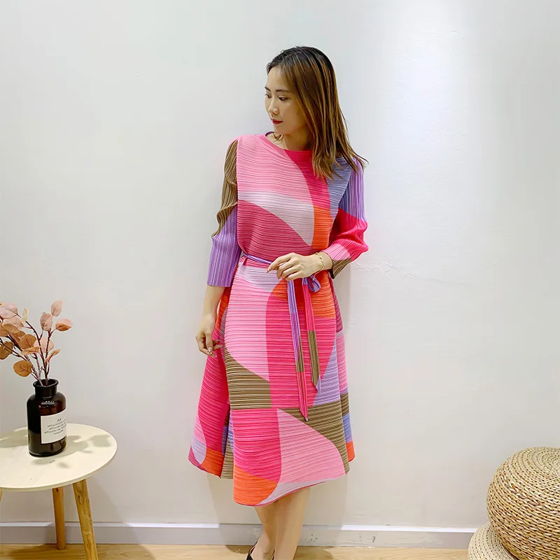 

geometric color matching A line dress fashion mid-length Miyak pleated long sleeved loose plus size women's dresses, As shown