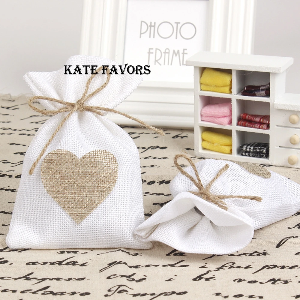 

1 PC 10x14CM Wedding Gift Bags Jewelry Bag Trendy White Natural Linen Drawstring Wedding Favor Bags Pouch Heart Shape