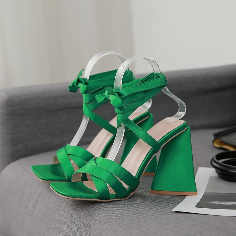 

Size 35-42 European and American foreign trade new triangle heel crossed high heel sandals women's high heel shoes