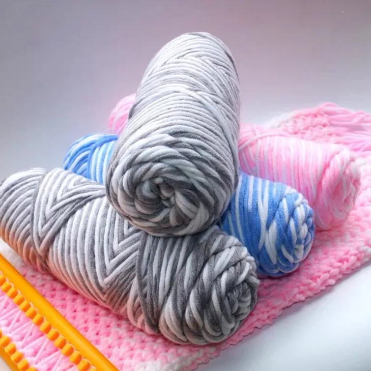 8 ply chunky knitted yarn craft