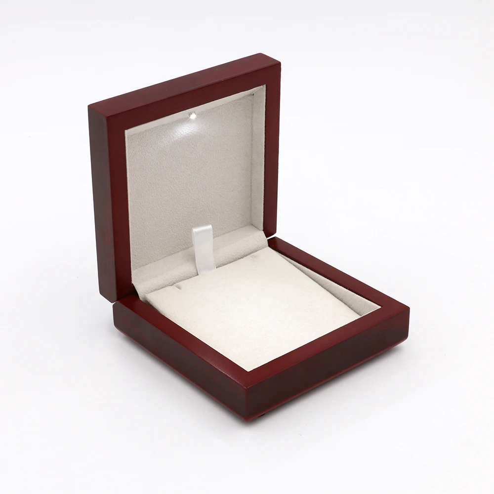 

Luxury Custom Large Wooden Mahogany Pendant Jewellery Display Packaging Boxes Light Necklace Gift Led Jewelry Box Wood