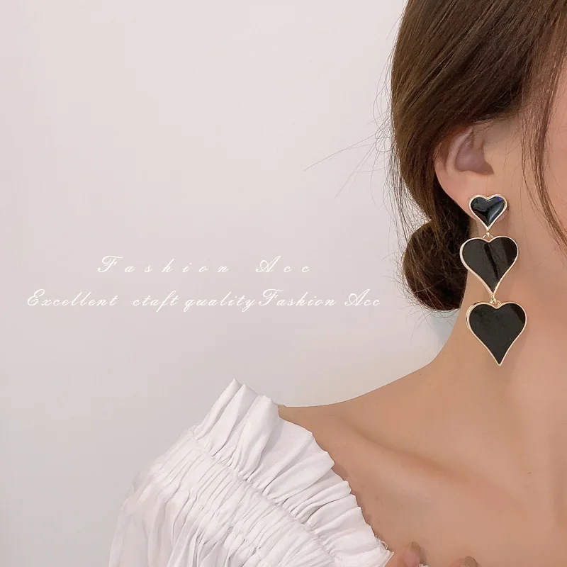 

S925 Safety Silver Pin Long Three Hearts Shaped Earrings For Ladies, Picture shows/custom color