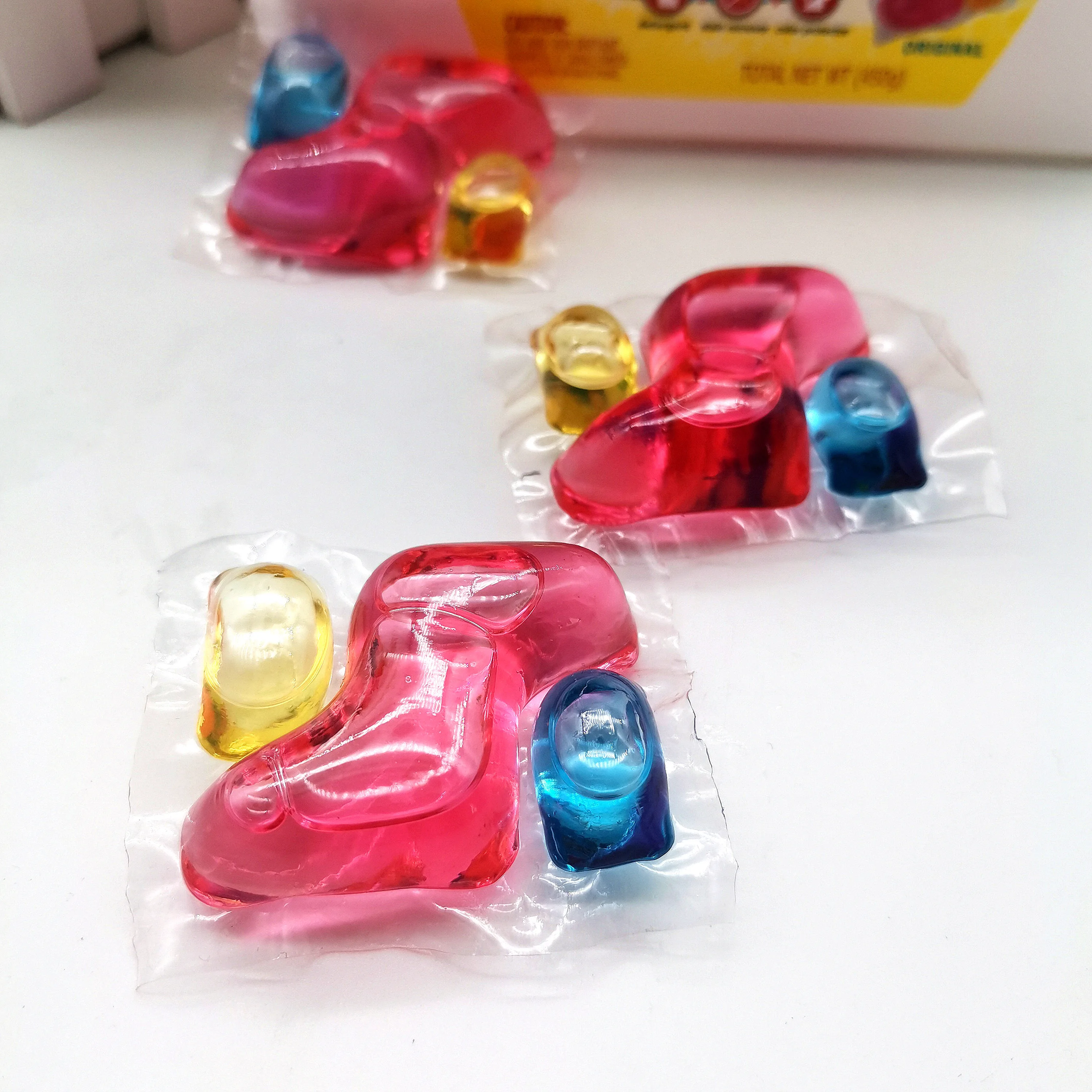 

OEM 3in1 Clothes Washing Apparel Detergent Pods Liquid Laundry Soap Capsules