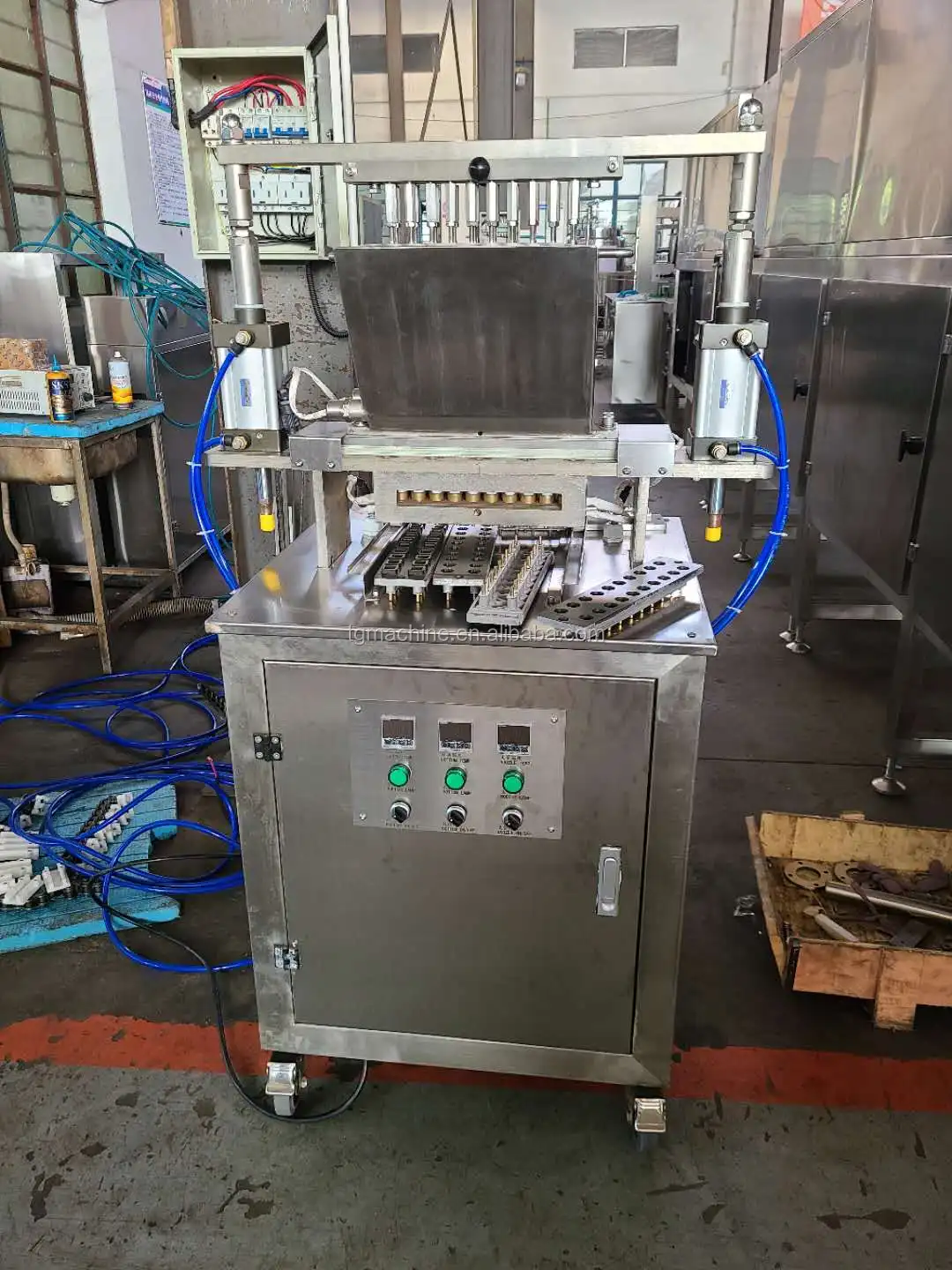 Gummy Bear Manufacturing Machine Gummy Candy Make Machine Manual Type ...