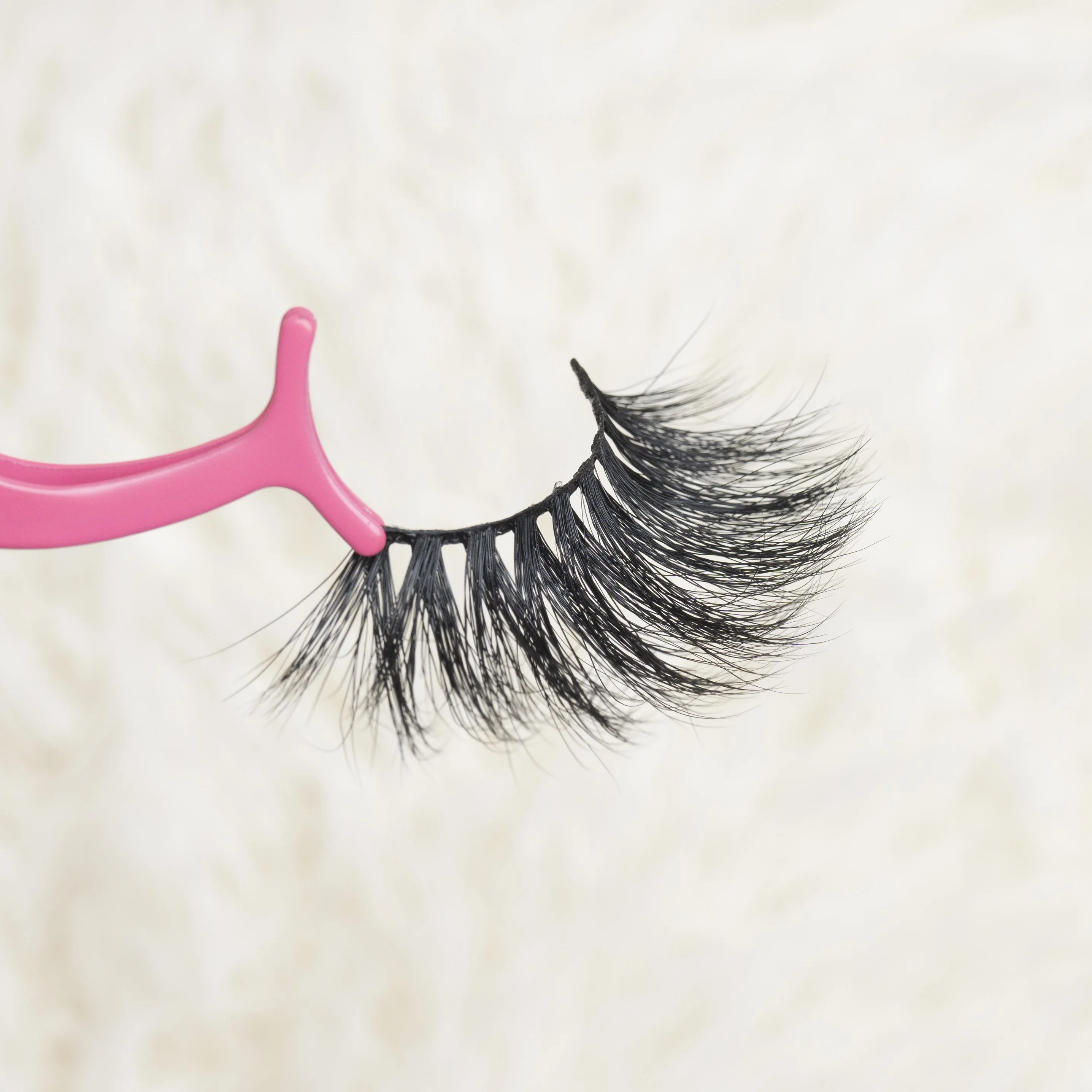 

non fluffy mink eyelashes 3d volume corner thick eyelashes 100% real mink, Black color, colorful color also available