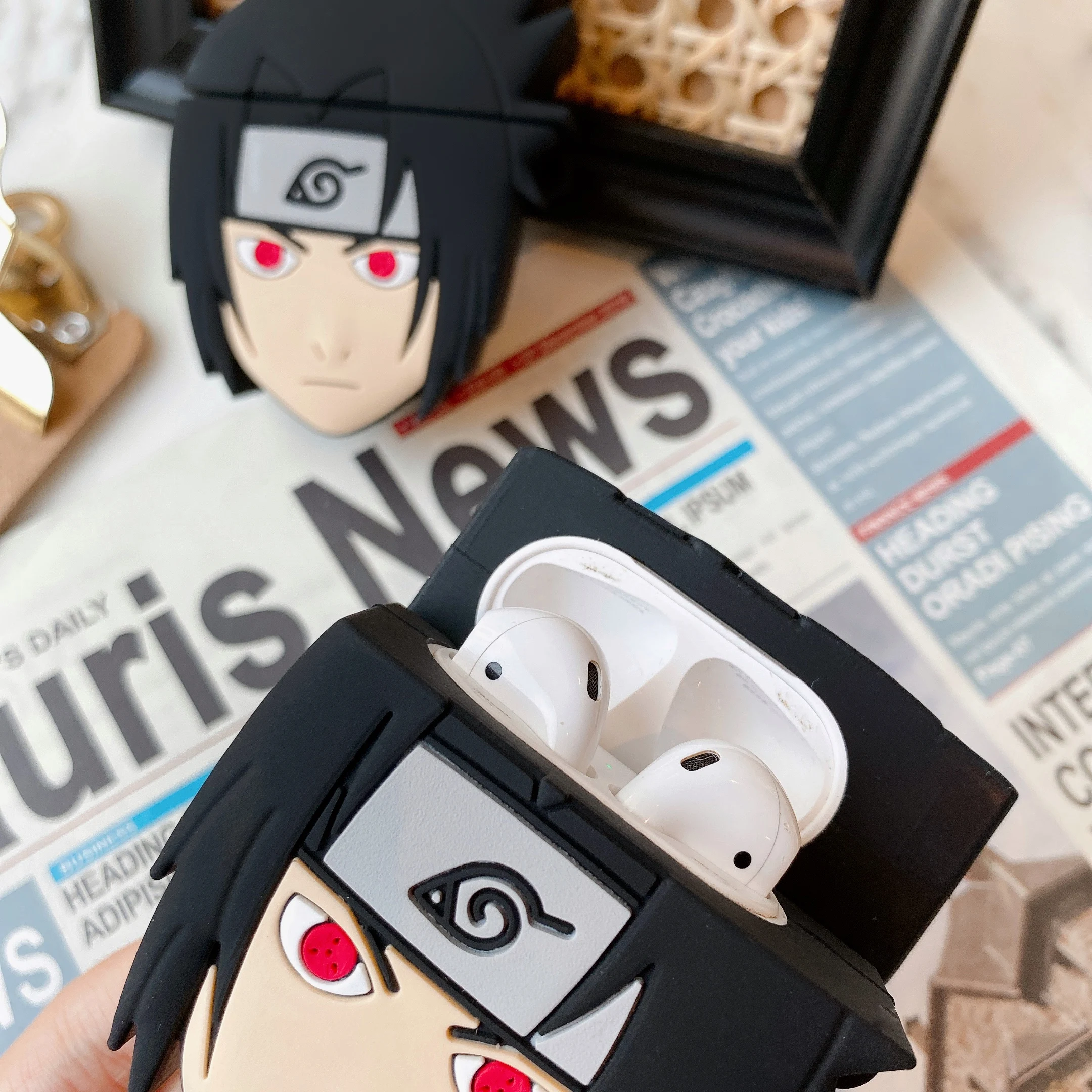 

2021 Anime style designers airpod case naruto series for airpods 2/1 case