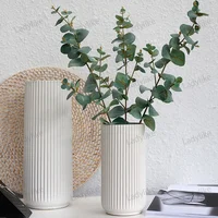 

Wholesale Modern Europe Vertical Stripes Design White Tall Flower Vase Home Decoration Ceramic Porcelain Vases Decor