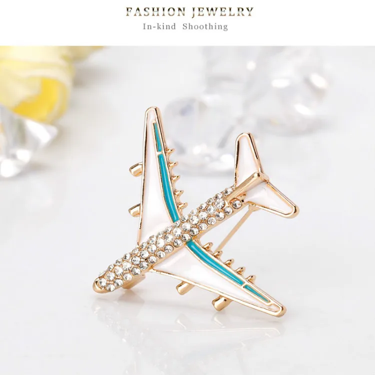 New jewelry rhinestone brooches gift personalised cartoon style alloy aircraft brooch pins for men