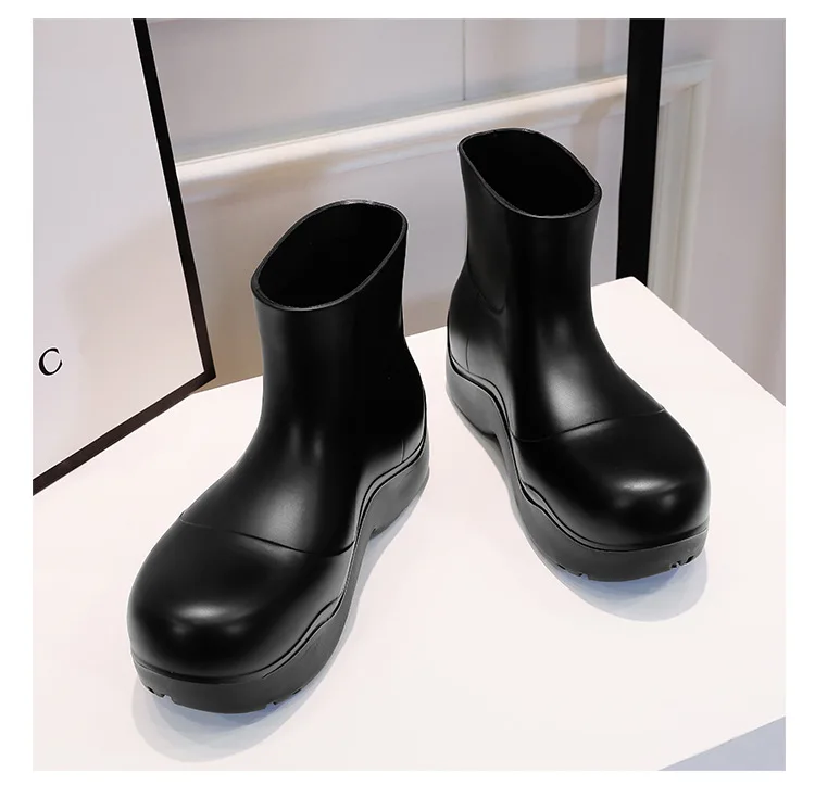 

2021 New Avocado Rain Boots Solid Colors Thick Soled Martin Short Chelsea boots