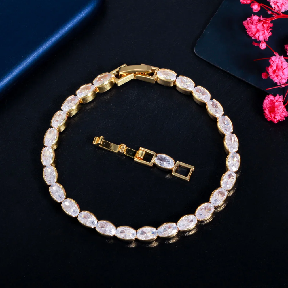 Bright 18k Gold Plated Oval Cut Clear White Cubic Zirconia Stone Women Tennis Bracelet Jewelry for Ladies Wedding Bridal Prom