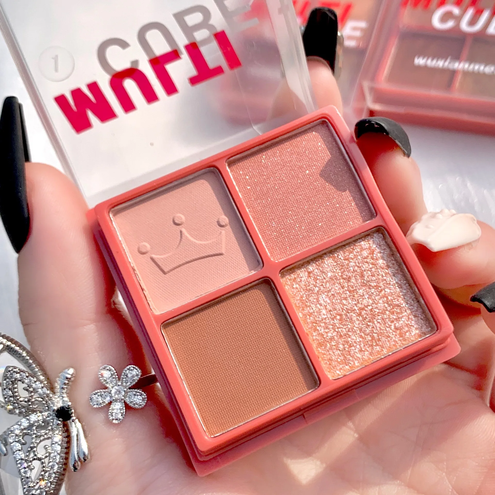 

Double layer eyeshadow blush prossfional makeup matte glitter waterproof high pigment low moq wholesale